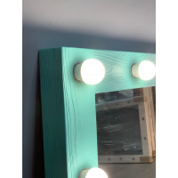 Зеркало с подсветкой для ванной комнаты из дерева 70х90