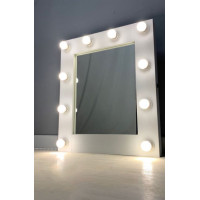 Гримерное зеркало с подсветкой из ламп 60х65 см
